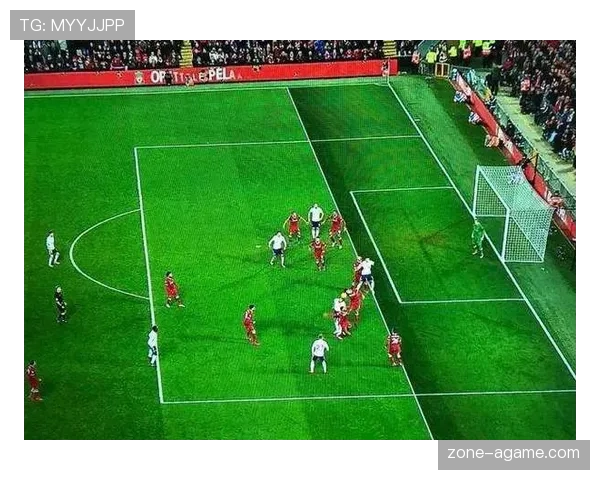 越位判定规则详解：关键时刻裁判如何判断球员位置