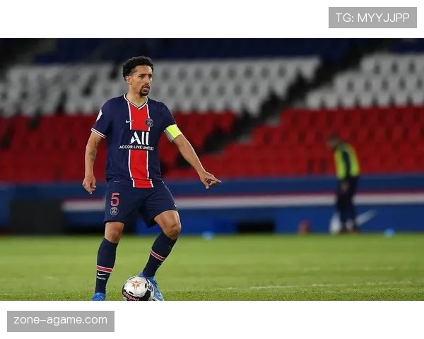 巴黎圣日耳曼阵容问题聚焦结构平衡，当前阶段对赛季表现造成阶段性影响