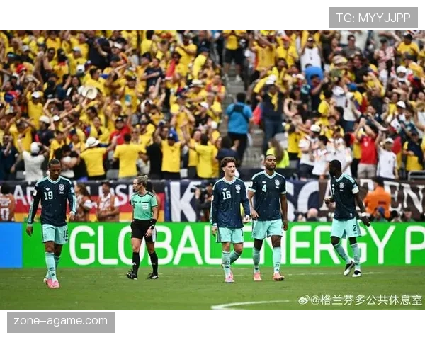 厄瓜多尔2-1德国：世界杯E组末轮战报